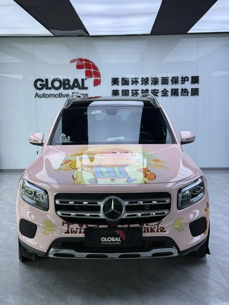 洛阳奔驰 GLB星星人主题彩绘施工实拍图 1